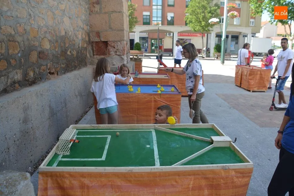 Foto 7 - Los m&aacute;s peque&ntilde;os disfrutan de la mejor manera posible de las Fiestas del Se&ntilde;or de Carbajosa