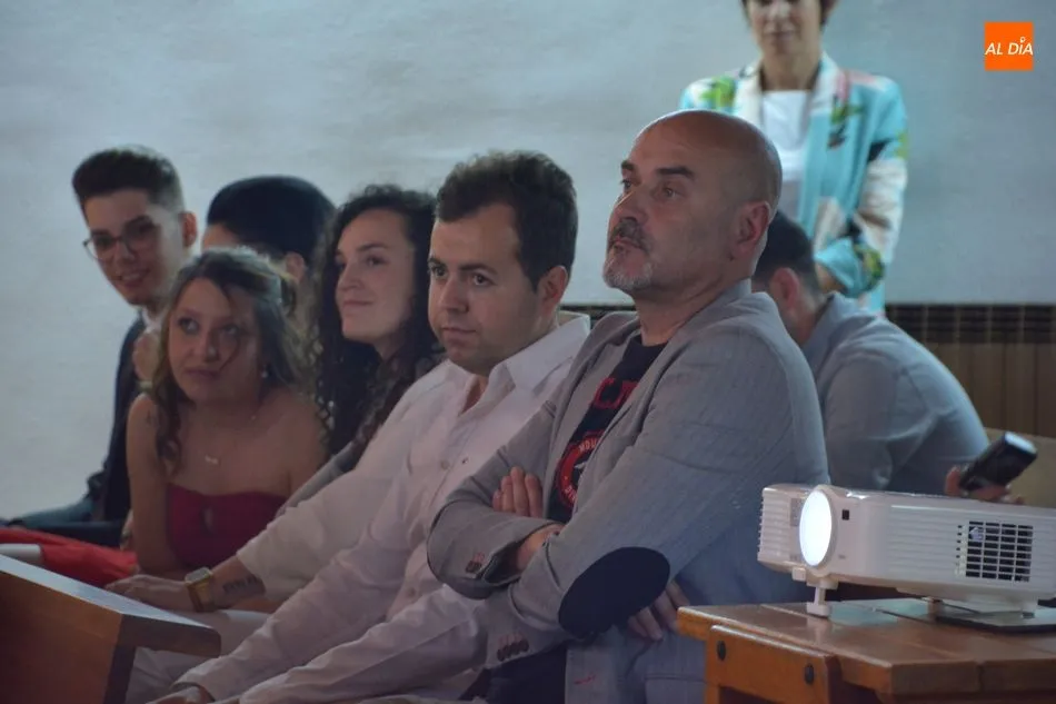 Foto 10 - El Centro de FP Hern&aacute;ndez Vera festeja su graduaci&oacute;n junto al Centro de Madres &lsquo;Ave Mar&iacute;a&rsquo;