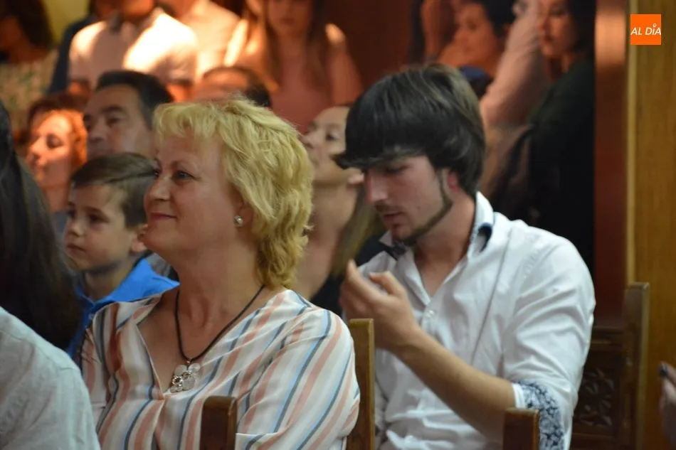 Foto 2 - El Centro de FP Hern&aacute;ndez Vera festeja su graduaci&oacute;n junto al Centro de Madres &lsquo;Ave Mar&iacute;a&rsquo;