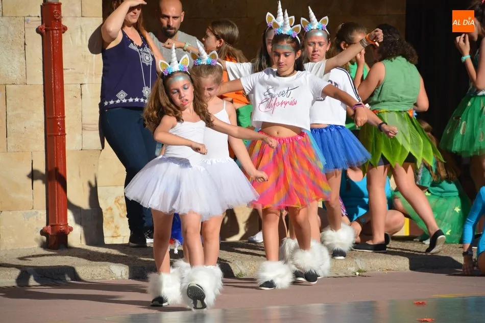 Foto 11 - El Colegio Padre Manj&oacute;n celebra su fiesta de fin de curso