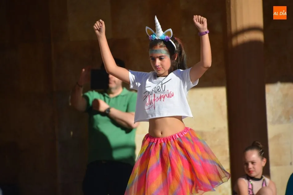 Foto 8 - El Colegio Padre Manj&oacute;n celebra su fiesta de fin de curso
