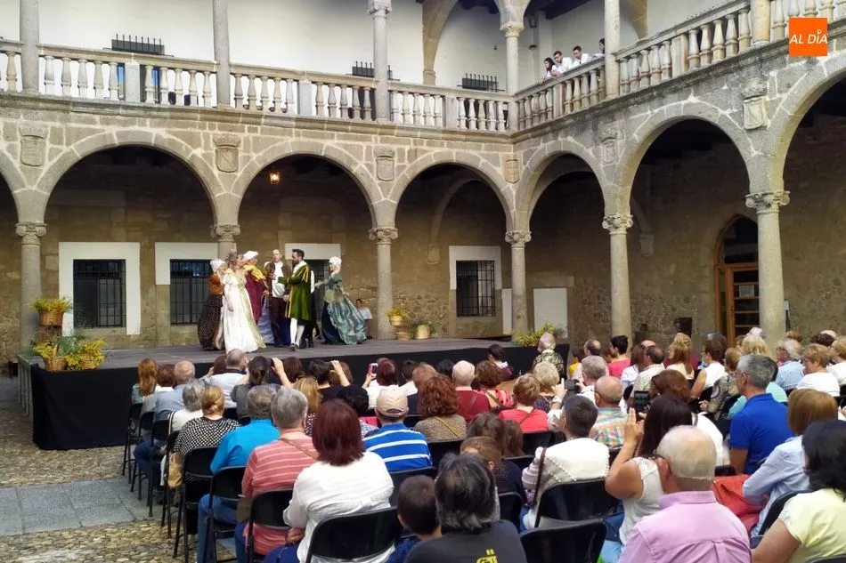 Foto 5 - La fiesta Barroca abre los actos de la Fiesta de Inter&eacute;s Tur&iacute;stico Internacional de B&eacute;jar