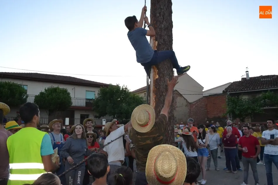 Foto 6 - Una Quinta &iacute;ntegramente femenina lidera las fiestas de San Juan en Robleda  