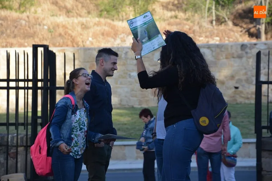Foto 5 - Nervios e ilusiones en la oposici&oacute;n para 4.100 maestros en Salamanca