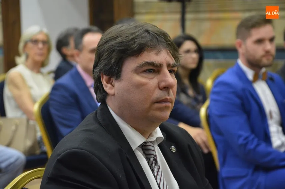 Foto 6 - Los alumnos del m&aacute;ster de Gesti&oacute;n Administrativa celebran su graduaci&oacute;n