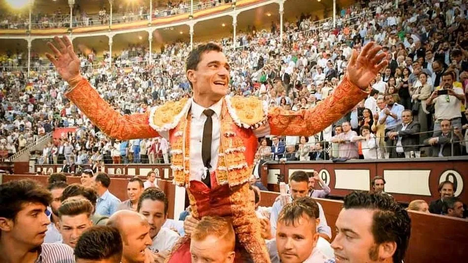 Paco Urena conquista San Isidro