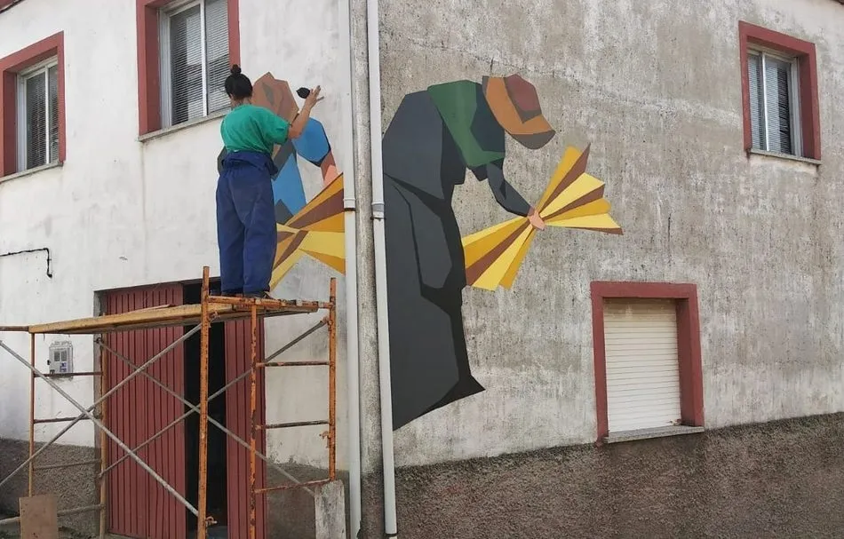Foto 5 - Pere&ntilde;a viste sus calles de arte y recuerda su patrimonio cultural inmaterial  