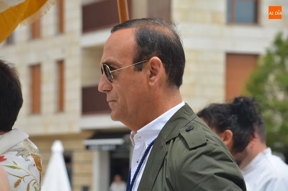 Foto 4 - Carbajosa celebra su tradicional misa del Corpus y la procesi&oacute;n por las Fiestas del Se&ntilde;or