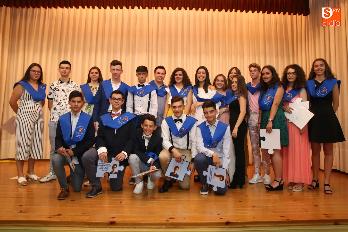 Foto 4 - Graduaci&oacute;n de los alumnos de 4&ordm; de ESO en el Colegio Santa Isabel