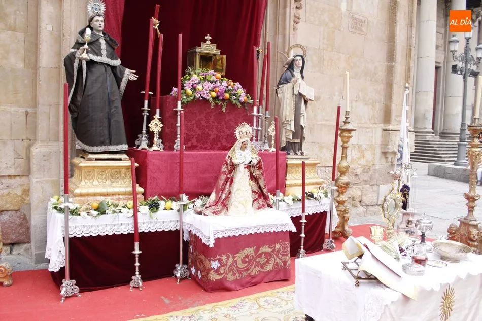 Foto 9 - La solemne eucarist&iacute;a y la procesi&oacute;n ponen el punto y final al Corpus Christi