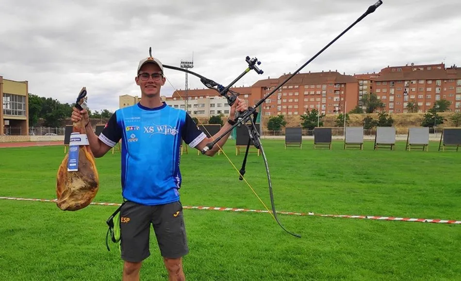 El salmantino Carlos Iglesias, ganador del Trofeo San Pedro en Zamora