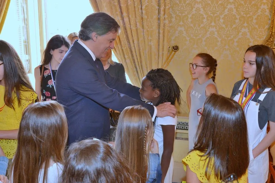 Foto 10 - El alcalde felicita a las gimnastas del Club R&iacute;tmica Salamanca por los &uacute;ltimos&nbsp;&eacute;xitos...