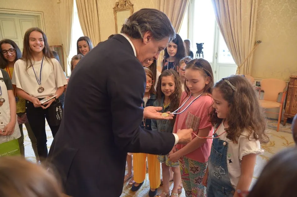 Foto 6 - El alcalde felicita a las gimnastas del Club R&iacute;tmica Salamanca por los &uacute;ltimos&nbsp;&eacute;xitos...