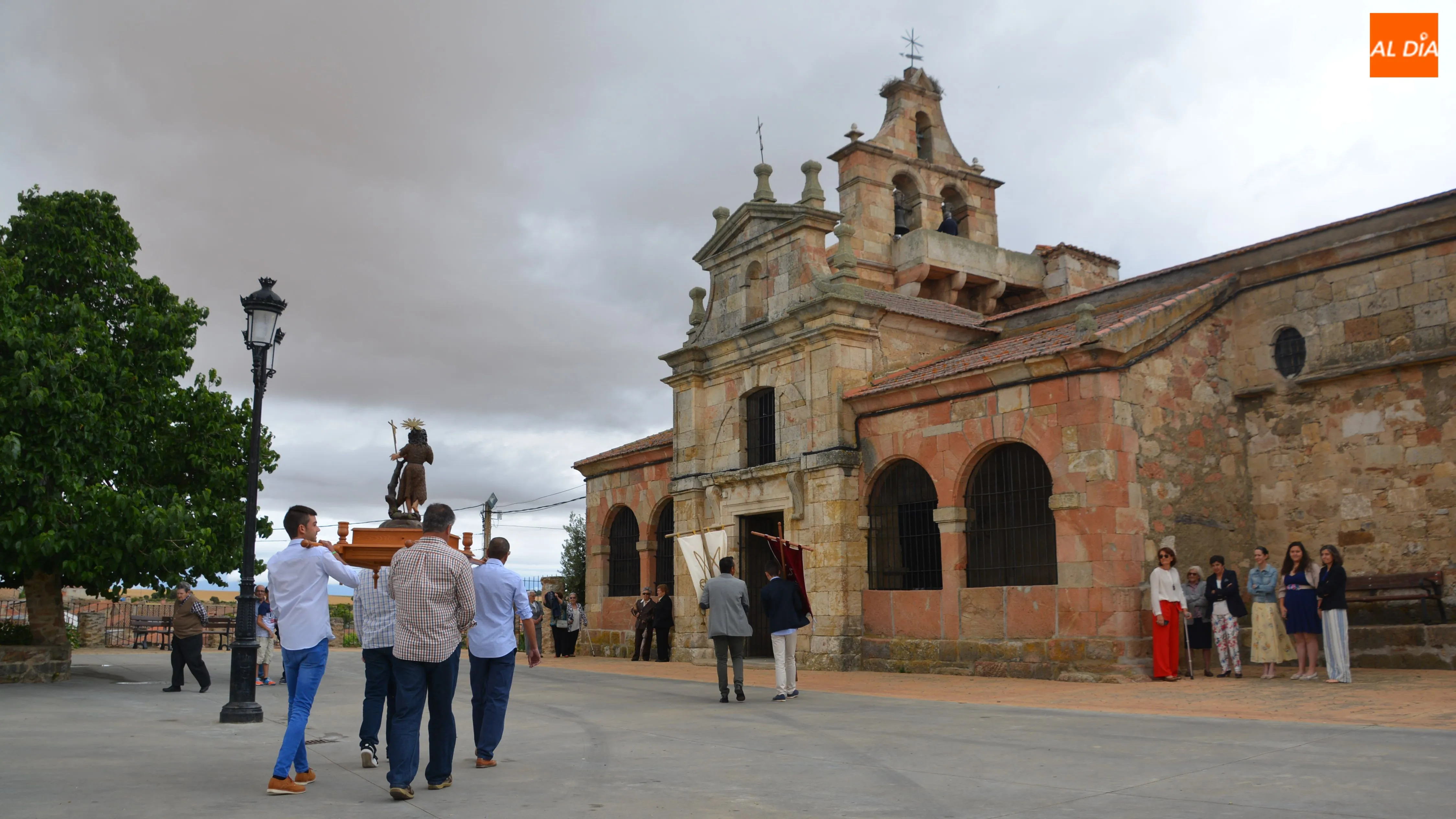 Procesión de San Juan/ Lydia González