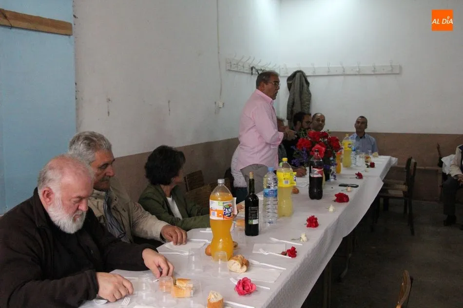 Foto 6 - Peralejos de Abajo celebra San Juan con actos religiosos y una exquisita paella  
