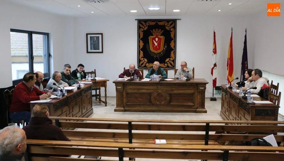 Imagen del pleno en el que el equipo de Gobierno aprobó habilitar crédito para devolver lo cobrado por la renovación de sepulturas