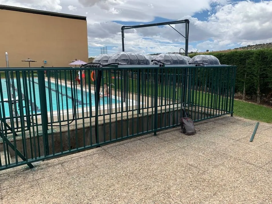 Foto 2 - Galinduste estrena la reforma de la piscina municipal