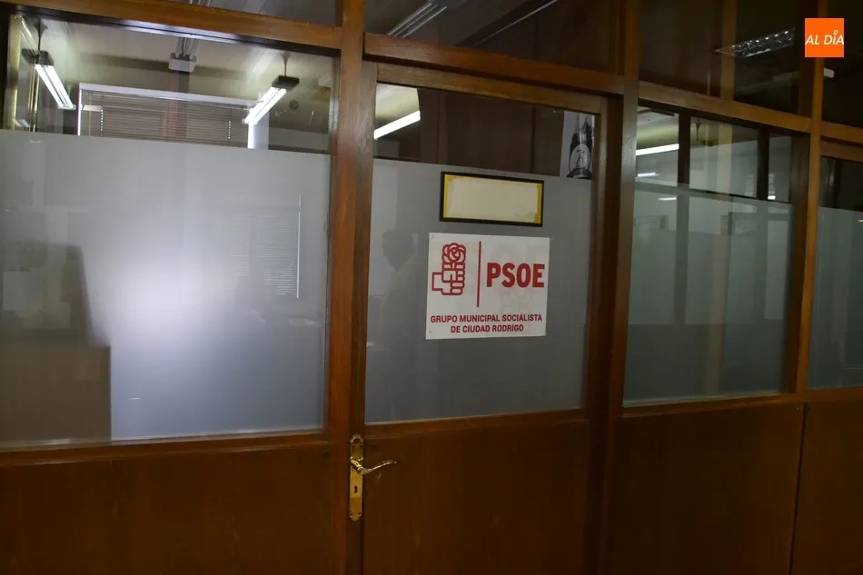 Foto 2 - Revoluci&oacute;n en los despachos de los partidos pol&iacute;ticos en la Casa Consistorial  