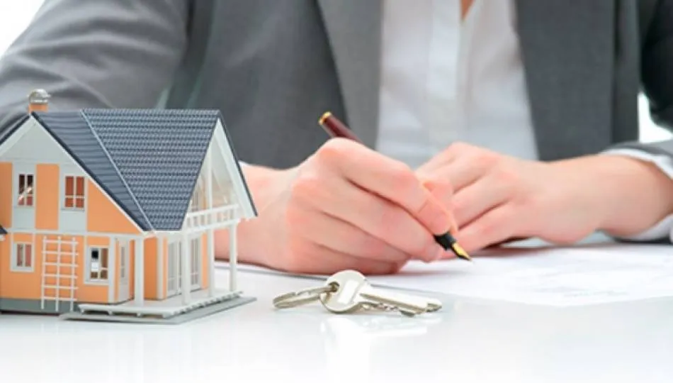 Las hipotecas sobre viviendas subieron un 0,5% en abril en la región, frente a un -0,1% en España ...