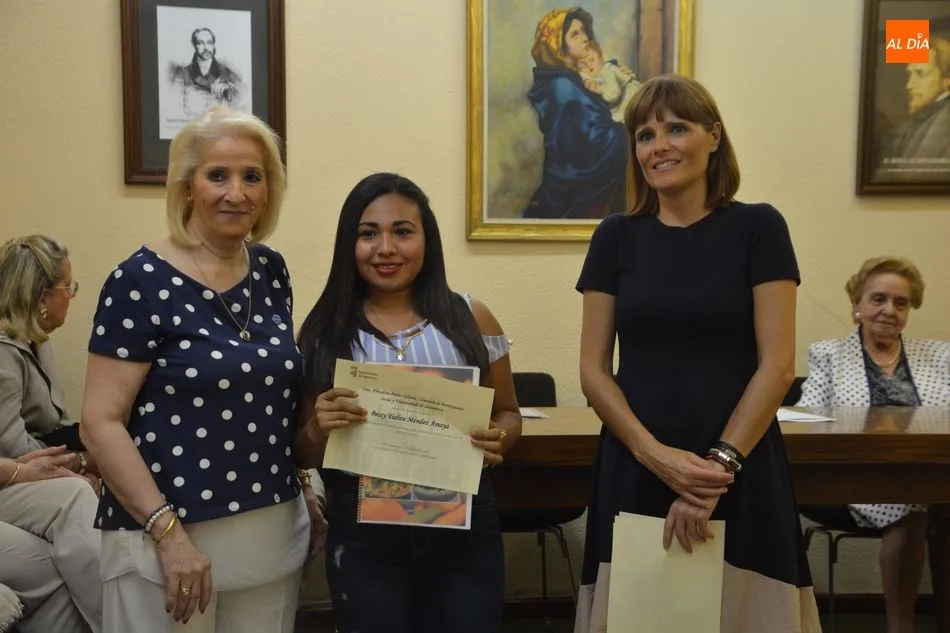 Foto 6 - Clausura del curso de Taller de Hogar