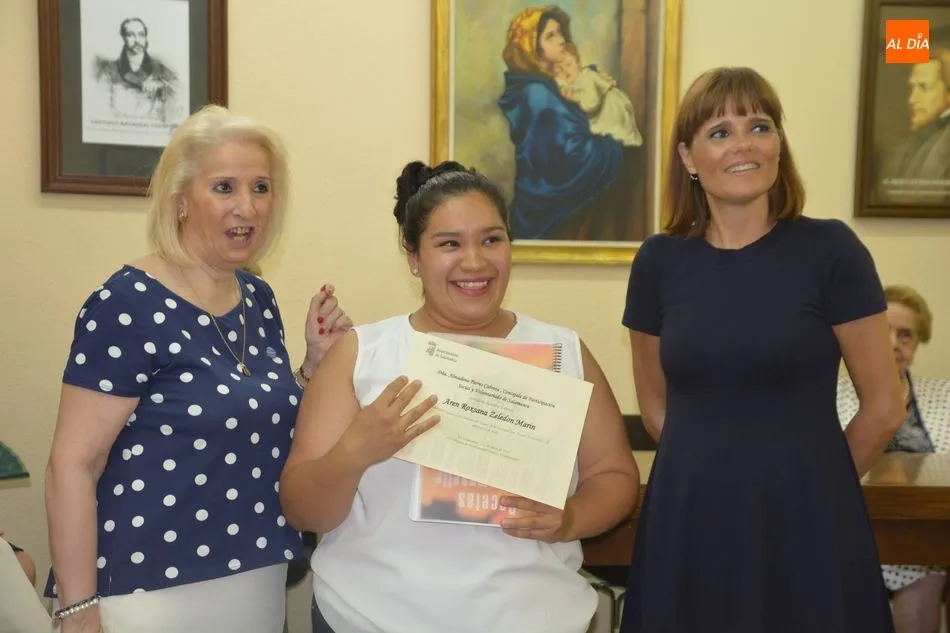 Foto 3 - Clausura del curso de Taller de Hogar