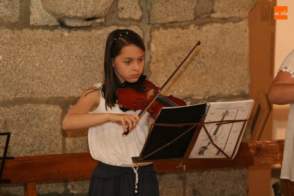 Foto 7 - Los alumnos de m&uacute;sica despiden el curso