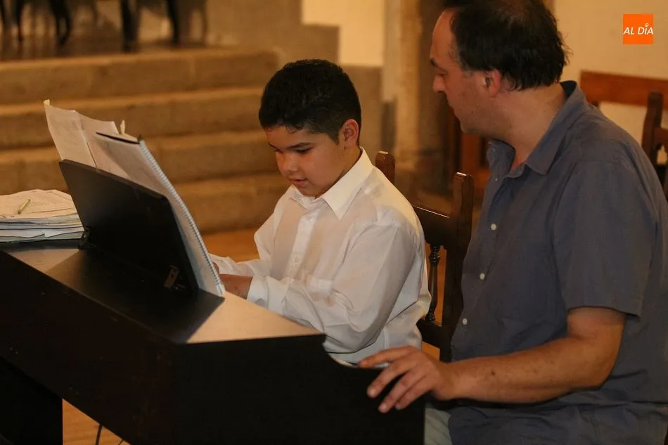 Foto 2 - Los alumnos de m&uacute;sica despiden el curso
