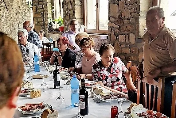 Foto 9 - Casillas de Flores acoge una reuni&oacute;n de mayores del suroeste de la provincia  