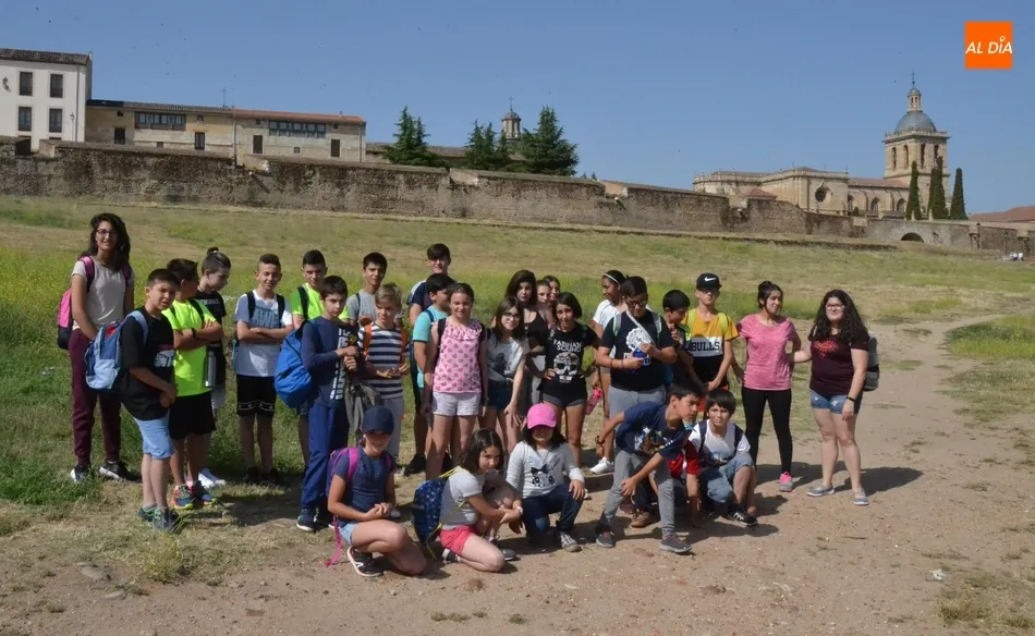 Foto 3 - C&aacute;ritas se lleva de campamento a Pe&ntilde;aparda a 36 ni&ntilde;@s de 5 nacionalidades  