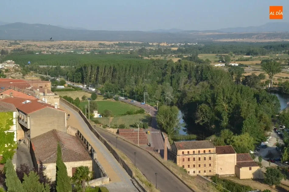 Foto 4 - Una mirada a&eacute;rea de 360&ordm; a Ciudad Rodrigo desde lo m&aacute;s alto del Parador  