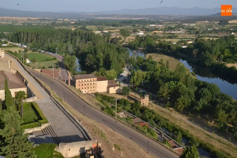 Foto 6 - Una mirada a&eacute;rea de 360&ordm; a Ciudad Rodrigo desde lo m&aacute;s alto del Parador  