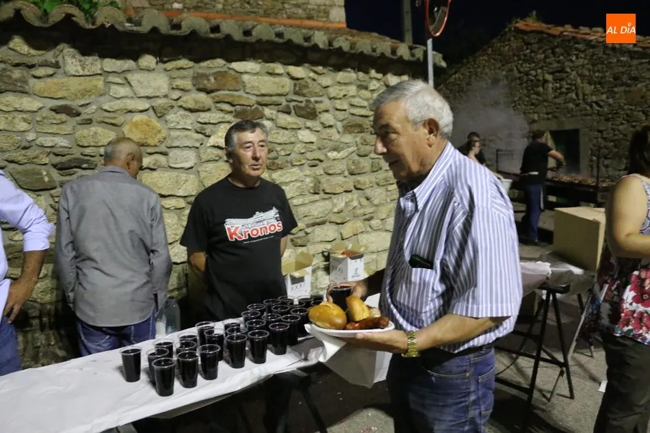 Foto 3 - Un sencillo y honesto preg&oacute;n de Mar&iacute;a Consuelo S&aacute;nchez marca el inicio de las fiestas en Bogajo  