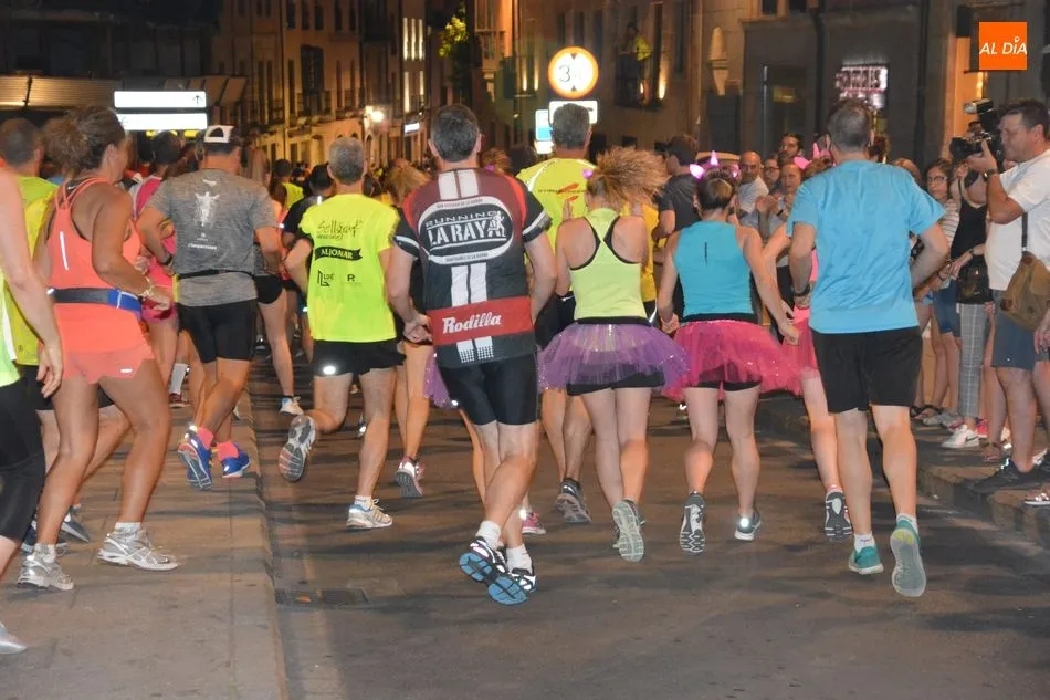 Foto 3 - &Eacute;xito de participaci&oacute;n en la carrera nocturna de &lsquo;Salamanca a Tope&rsquo;