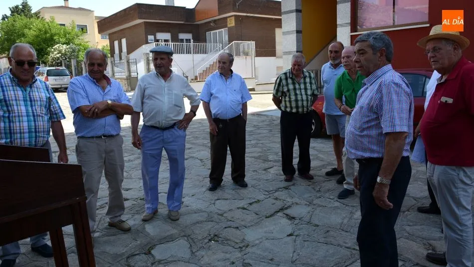 Foto 2 - Los Mayores de Lumbrales disfrutan de una animada jornada festiva en el d&iacute;a de San Pedro