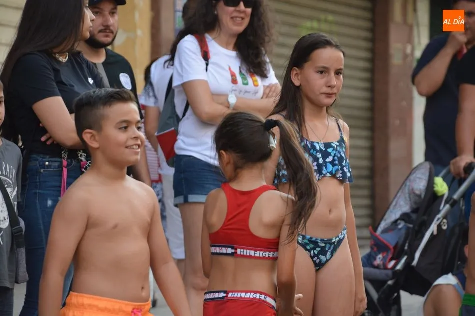 Foto 3 - Pizarrales se llena de diversi&oacute;n con la fiesta de la espuma