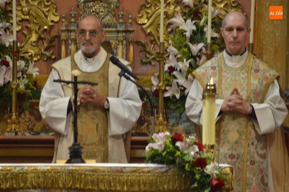 Foto 8 - La Junta de Capilla de la USAL celebra la Fiesta Sacramental conforme al rito tradicional