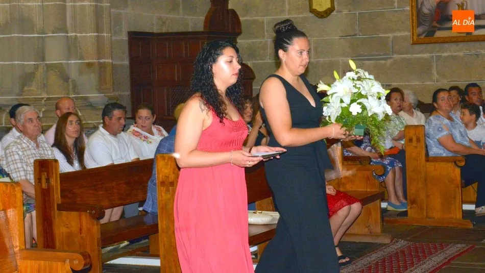 Foto 7 - J&oacute;venes del Abadengo reciben la Confirmaci&oacute;n en la iglesia parroquial de Lumbrales