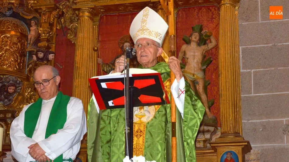 Foto 4 - J&oacute;venes del Abadengo reciben la Confirmaci&oacute;n en la iglesia parroquial de Lumbrales