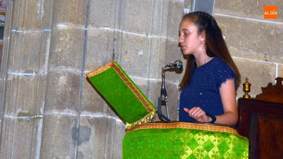 Foto 9 - J&oacute;venes del Abadengo reciben la Confirmaci&oacute;n en la iglesia parroquial de Lumbrales