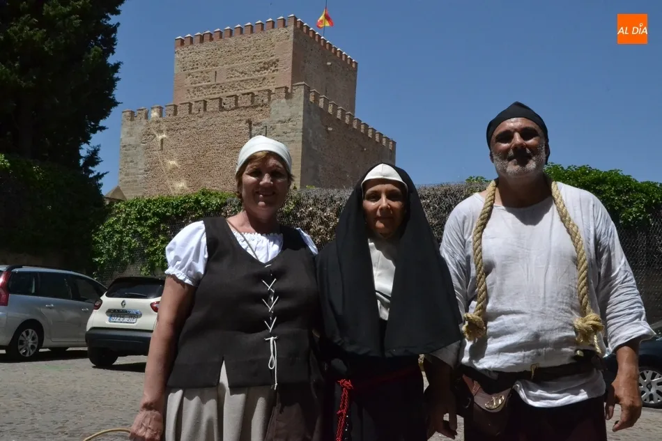 Foto 9 - La actual bandera de Espa&ntilde;a vuelve a ondear en la Torre del Homenaje del Parador  