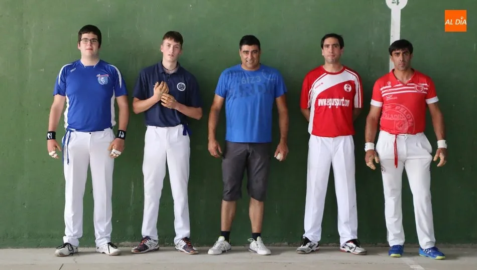 Buen partido el que ofrecieron en Villar de Peralonso Prieto y Ayesta, y Galgo IV e Iriarte / CORRAL