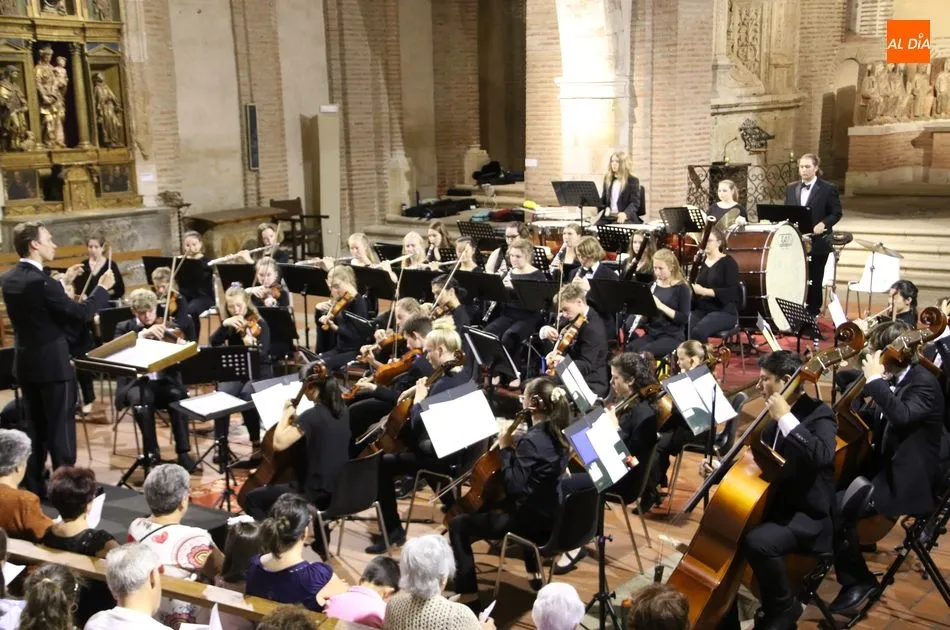 Foto 5 - La Joven Orquesta de Vermont act&uacute;a en Alba de Tormes