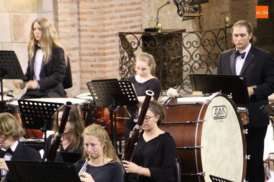 Foto 4 - La Joven Orquesta de Vermont act&uacute;a en Alba de Tormes
