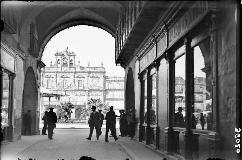 Foto 5 - Las puertas de la Plaza Mayor