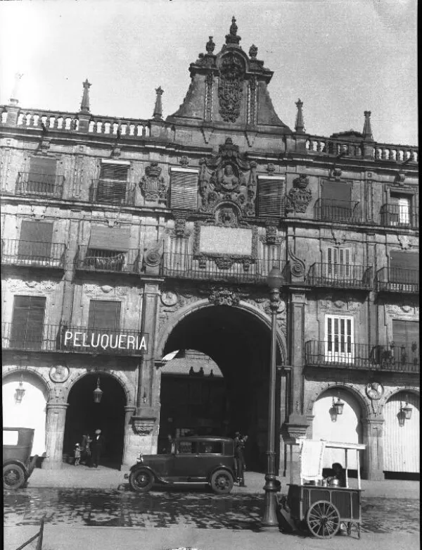 Foto 3 - Las puertas de la Plaza Mayor