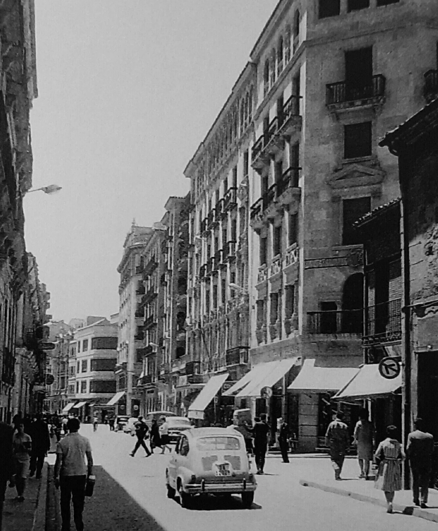 Foto 3 - Calle Toro, una de las m&aacute;s importantes de la ciudad