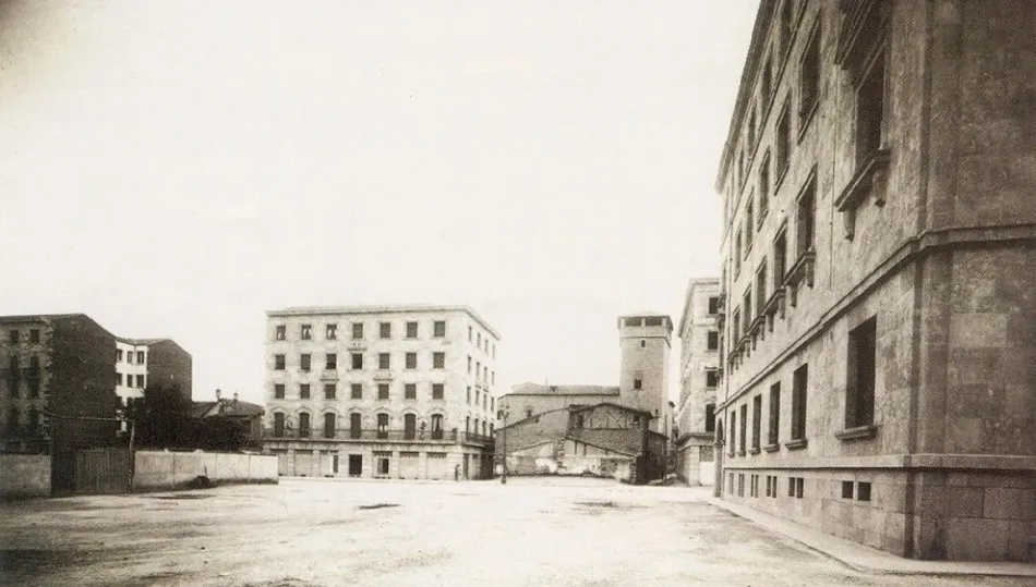 Foto 4 - La plaza de la Constituci&oacute;n y su origen en 1954