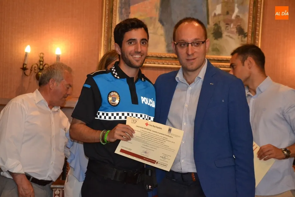 Foto 5 - La Polic&iacute;a Local da la bienvenida a sus 7 nuevos agentes, con los que solventa su &ldquo;situaci&oacute;n...