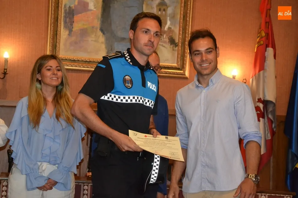 Foto 3 - La Polic&iacute;a Local da la bienvenida a sus 7 nuevos agentes, con los que solventa su &ldquo;situaci&oacute;n...