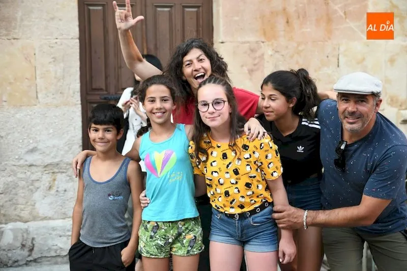 Foto 8 - El concierto de Jim Brothers & Co inaugura los cursos internacionales de lengua y cultura espa&ntilde;olas